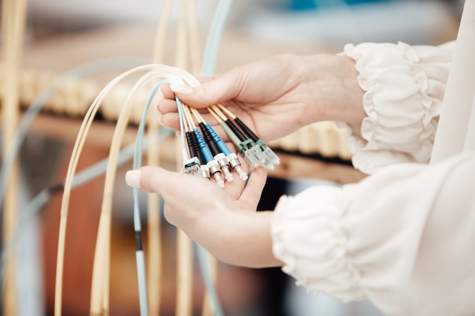 Wi-Fi vs. Fiber for Businesses, Fibre to the edge